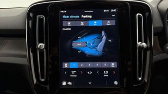 Volvo XC40 RECHARGE CORE