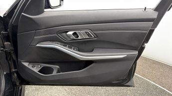 BMW 3 Series 330E M SPORT