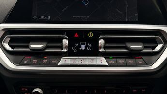 BMW 3 Series 330E M SPORT