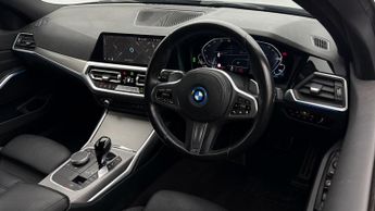 BMW 3 Series 330E M SPORT