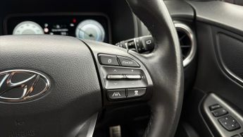 Hyundai KONA PREMIUM