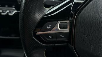 Peugeot E-2008 GT PREMIUM
