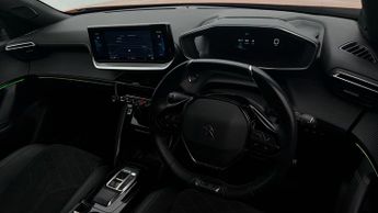 Peugeot E-2008 GT PREMIUM