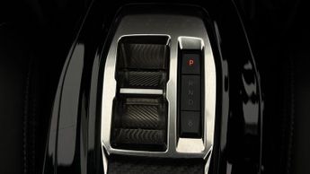 Peugeot E-2008 GT PREMIUM