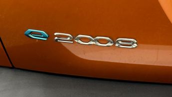 Peugeot E-2008 GT PREMIUM