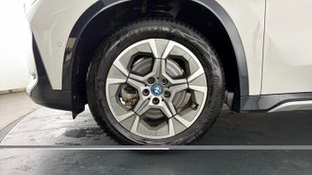 BMW iX1 XDRIVE 30 XLINE