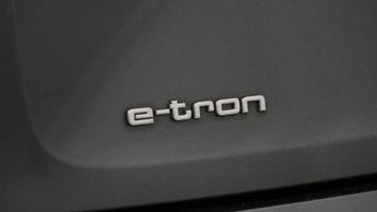 Audi e-tron QUATTRO S LINE