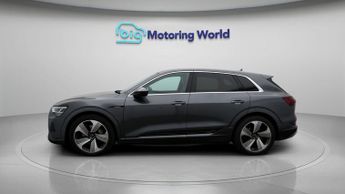 Audi e-tron QUATTRO S LINE
