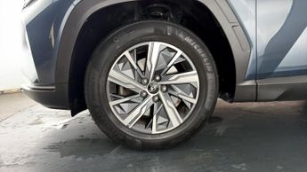 Hyundai TUCSON T-GDI SE CONNECT DCT