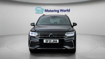 Volkswagen Tiguan R-LINE TSI DSG