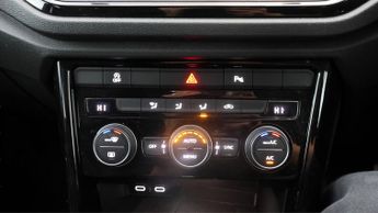 Volkswagen T-Roc BLACK EDITION TSI EVO DSG