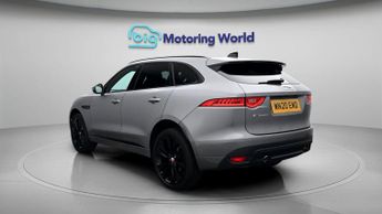 Jaguar F-PACE CHEQUERED FLAG AWD
