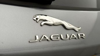 Jaguar F-PACE CHEQUERED FLAG AWD