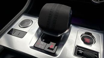 Jaguar F-PACE R-DYNAMIC SE