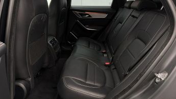 Jaguar F-PACE R-DYNAMIC SE