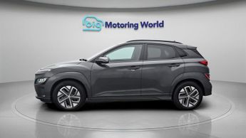 Hyundai KONA PREMIUM