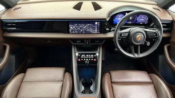 Porsche Macan 4
