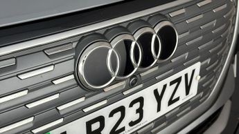 Audi Q4 e-tron S LINE