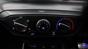Hyundai BAYON T-GDI SE CONNECT DCT