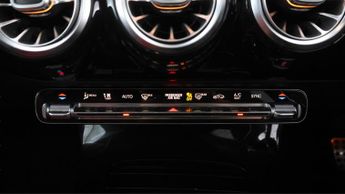 Mercedes-Benz CLA CLA 180 AMG LINE PREMIUM PLUS