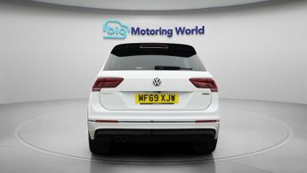 Volkswagen Tiguan R-LINE TECH TDI 4MOTION DSG