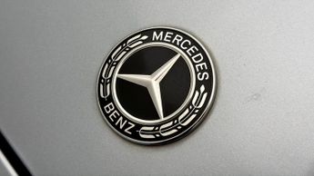 Mercedes-Benz E Class E 220 D AMG LINE PREMIUM