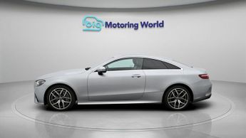 Mercedes-Benz E Class E 220 D AMG LINE PREMIUM