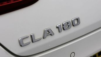Mercedes-Benz CLA CLA 180 AMG LINE
