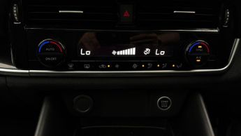Nissan Qashqai DIG-T N-CONNECTA DCT