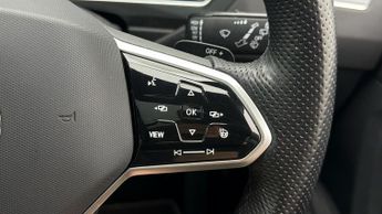 Volkswagen Tiguan R-LINE TSI DSG