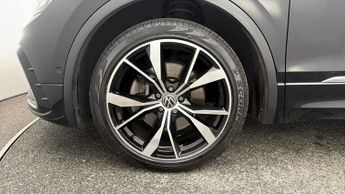Volkswagen Tiguan R-LINE TSI DSG