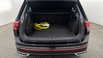 Volkswagen Tiguan R-LINE TSI DSG