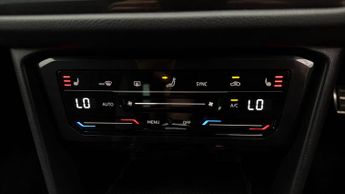 Volkswagen Tiguan R-LINE TSI DSG