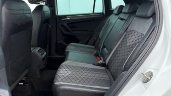 Volkswagen Tiguan R-LINE TSI DSG