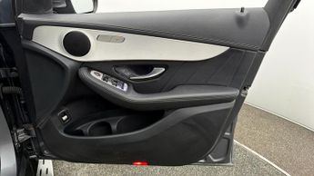Mercedes-Benz GLC GLC 220 D 4MATIC AMG LINE PREMIUM