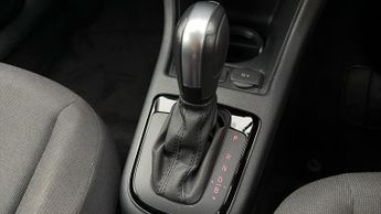 Volkswagen e-up! E-UP