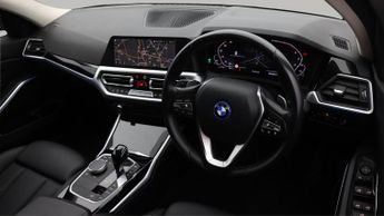 BMW 3 Series 330E SE PRO