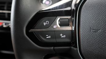 Peugeot E-2008 ACTIVE PREMIUM PLUS