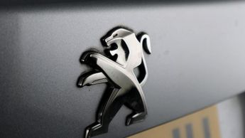 Peugeot E-2008 ACTIVE PREMIUM PLUS