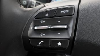 Hyundai KONA PREMIUM