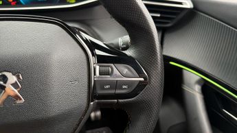 Peugeot E-2008 GT