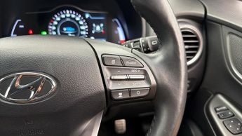Hyundai KONA PREMIUM SE