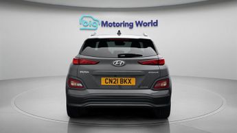 Hyundai KONA PREMIUM SE