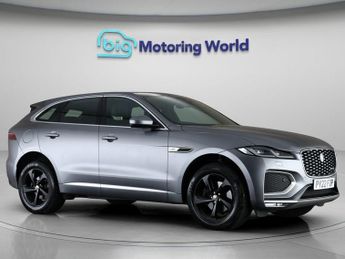 Jaguar F-Pace R-DYNAMIC SE