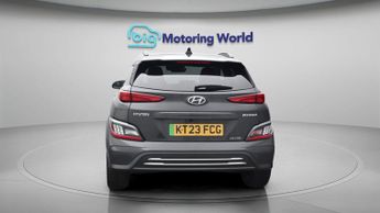 Hyundai KONA PREMIUM