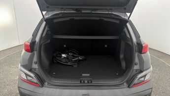 Hyundai KONA PREMIUM