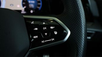 Volkswagen Golf R-LINE ETSI DSG