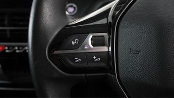 Peugeot E-208 ALLURE PREMIUM