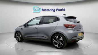 Renault Clio E-TECH ENGINEERED