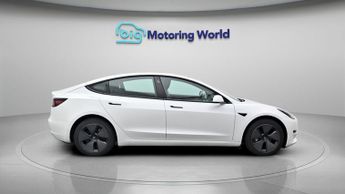 Tesla Model 3 LONG RANGE